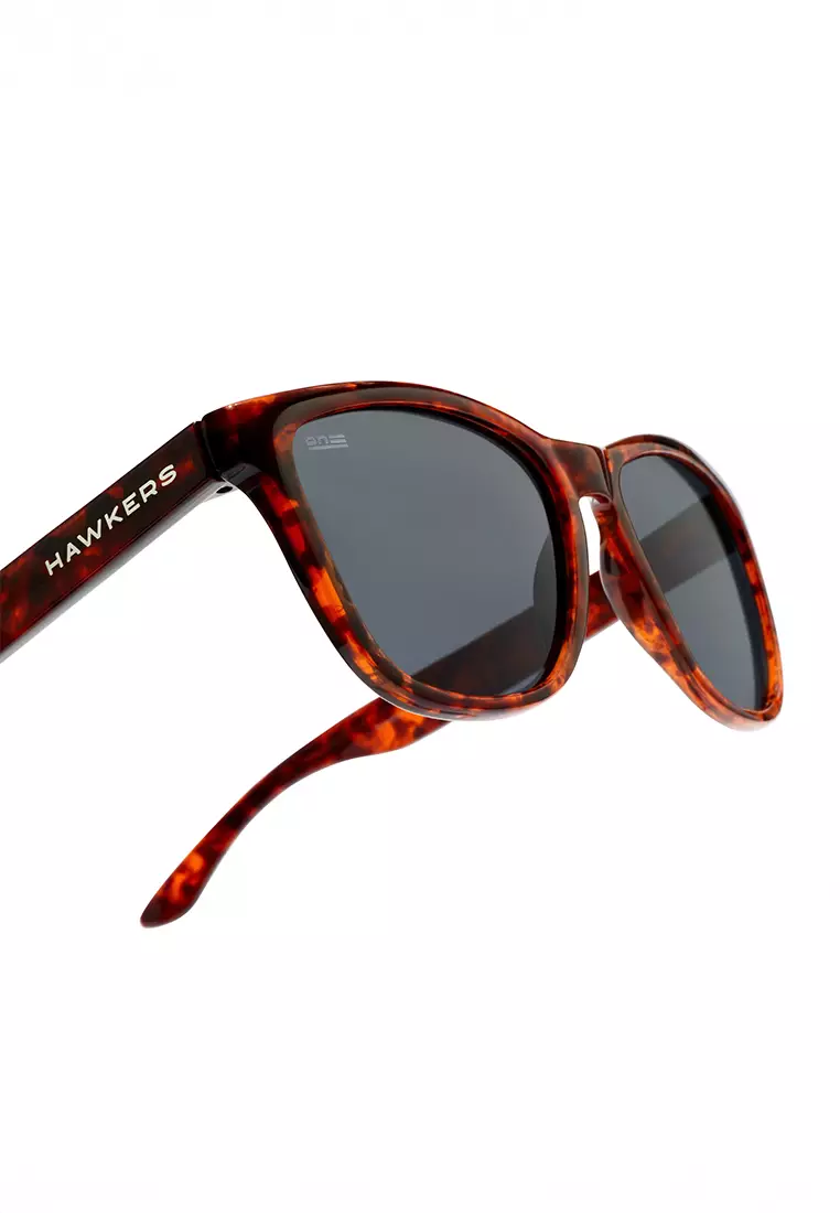 One - Polarized Carey Dark Sunglasses for Men and Women, Unisex. Official Product designed in Spain