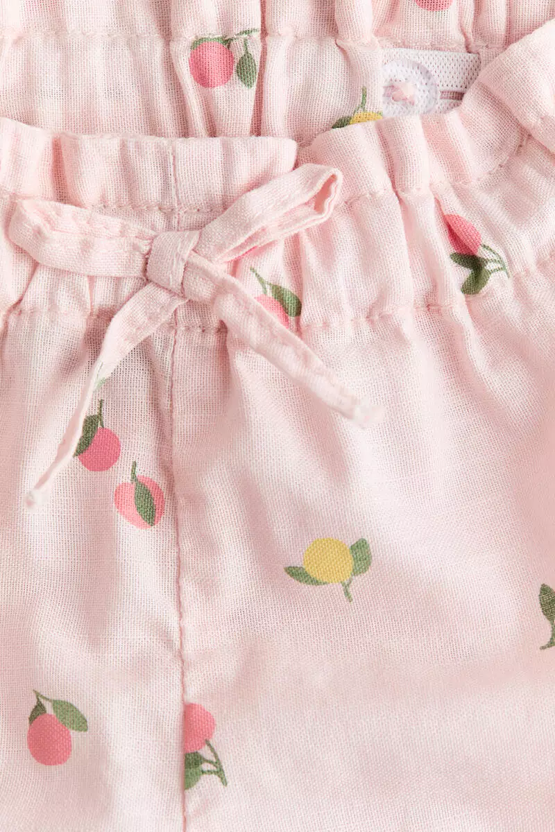Paper bag shorts