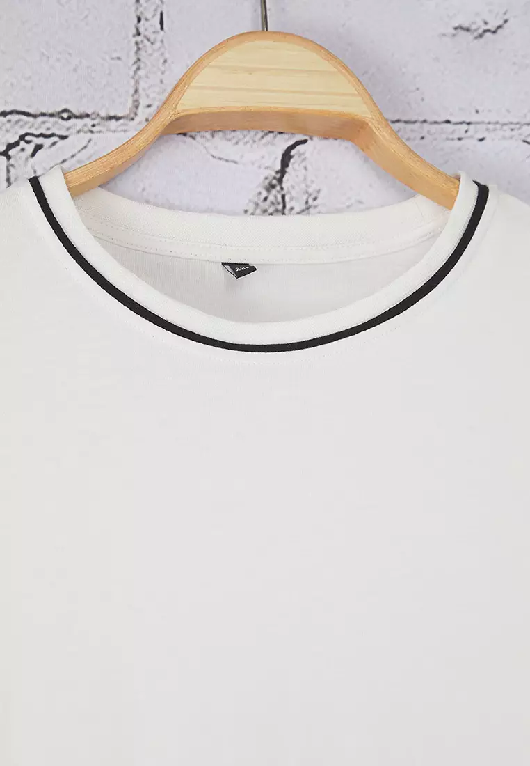 Ecru Crew Neck with Piping Detail Basic Plus Size T-shirt TBBSS25BF00050
