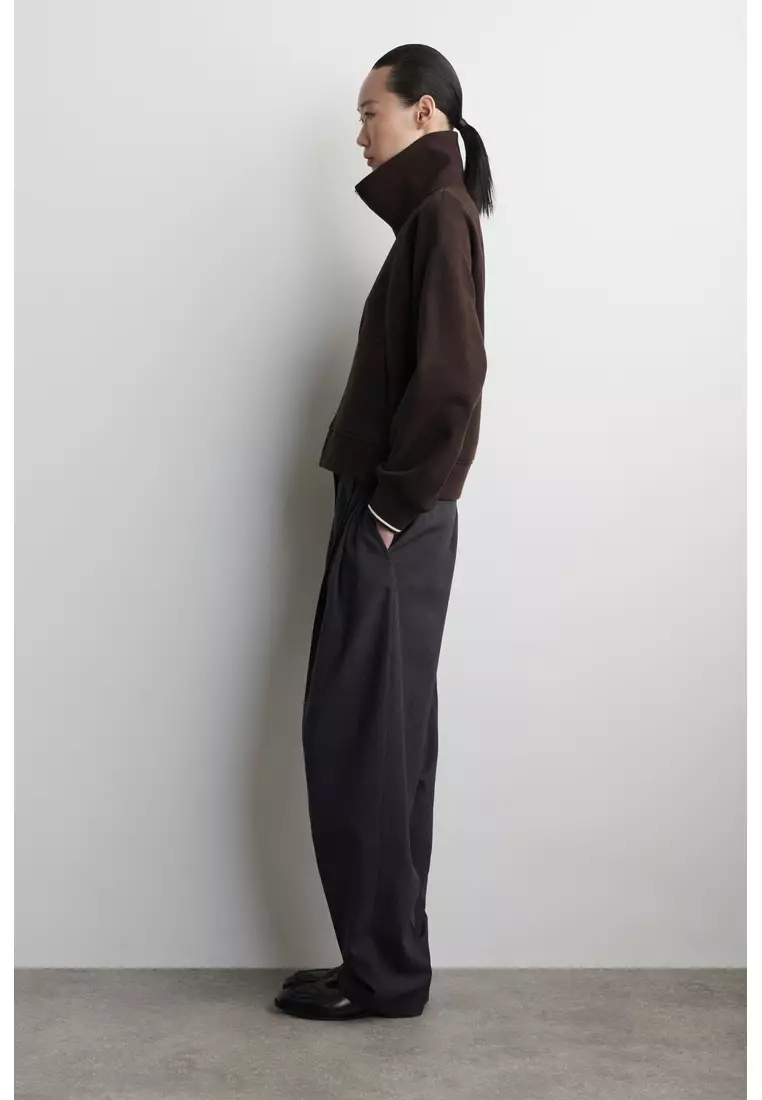 CONTRAST-TIPPED FUNNEL-NECK JACKET