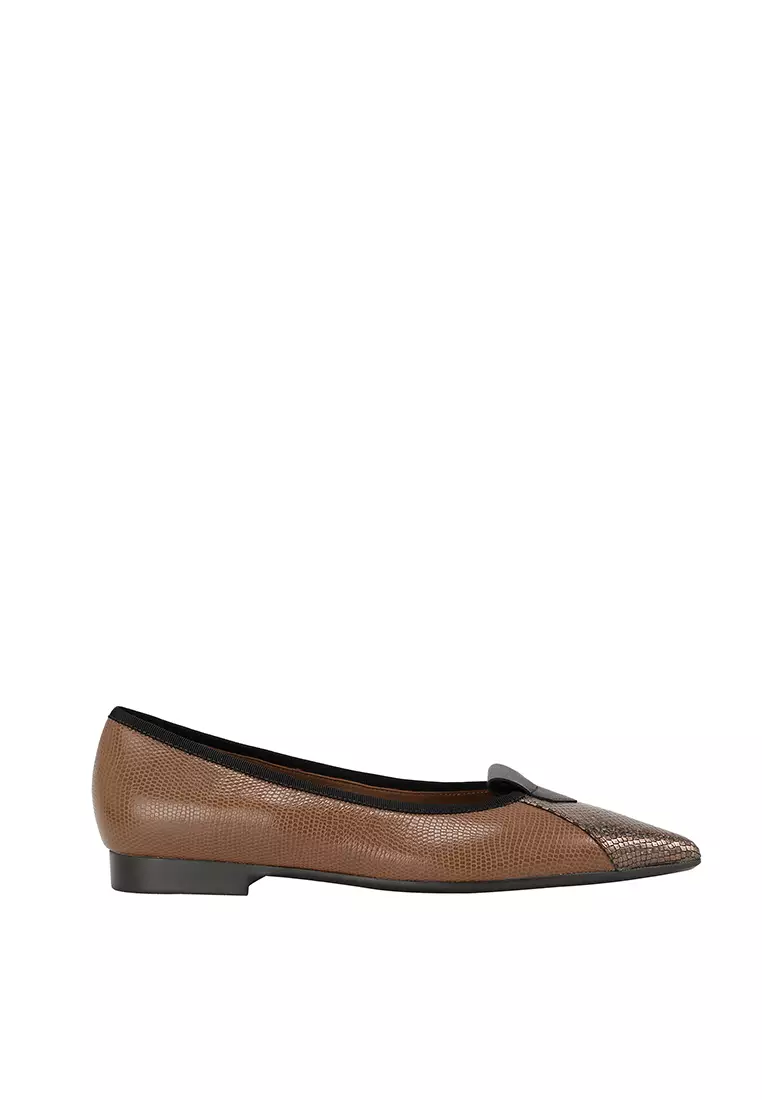 Discount on Beracamy  shoes - SKU: Beracamy Edi Pointed Ballet Flat - Embossed Caramel