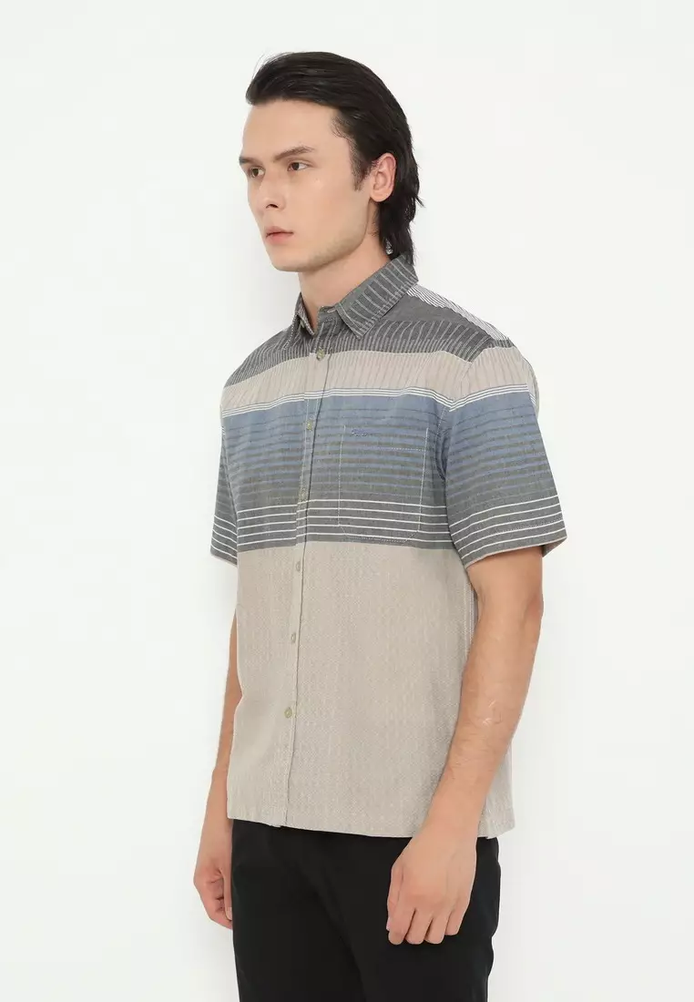 POLICE Kemeja Border Printing Regular Fit Pria