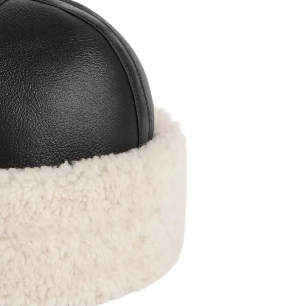 Shearling Winter Hat Black/Off White