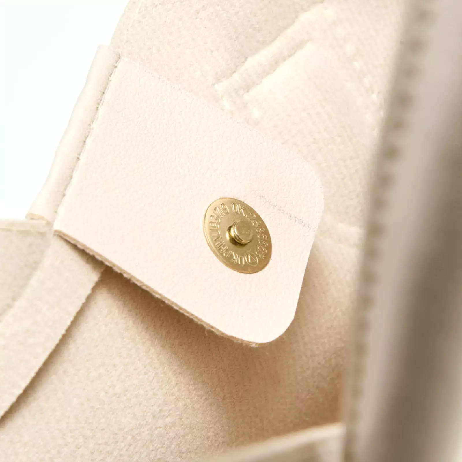 Tekka Feby Tote Bag Ivory