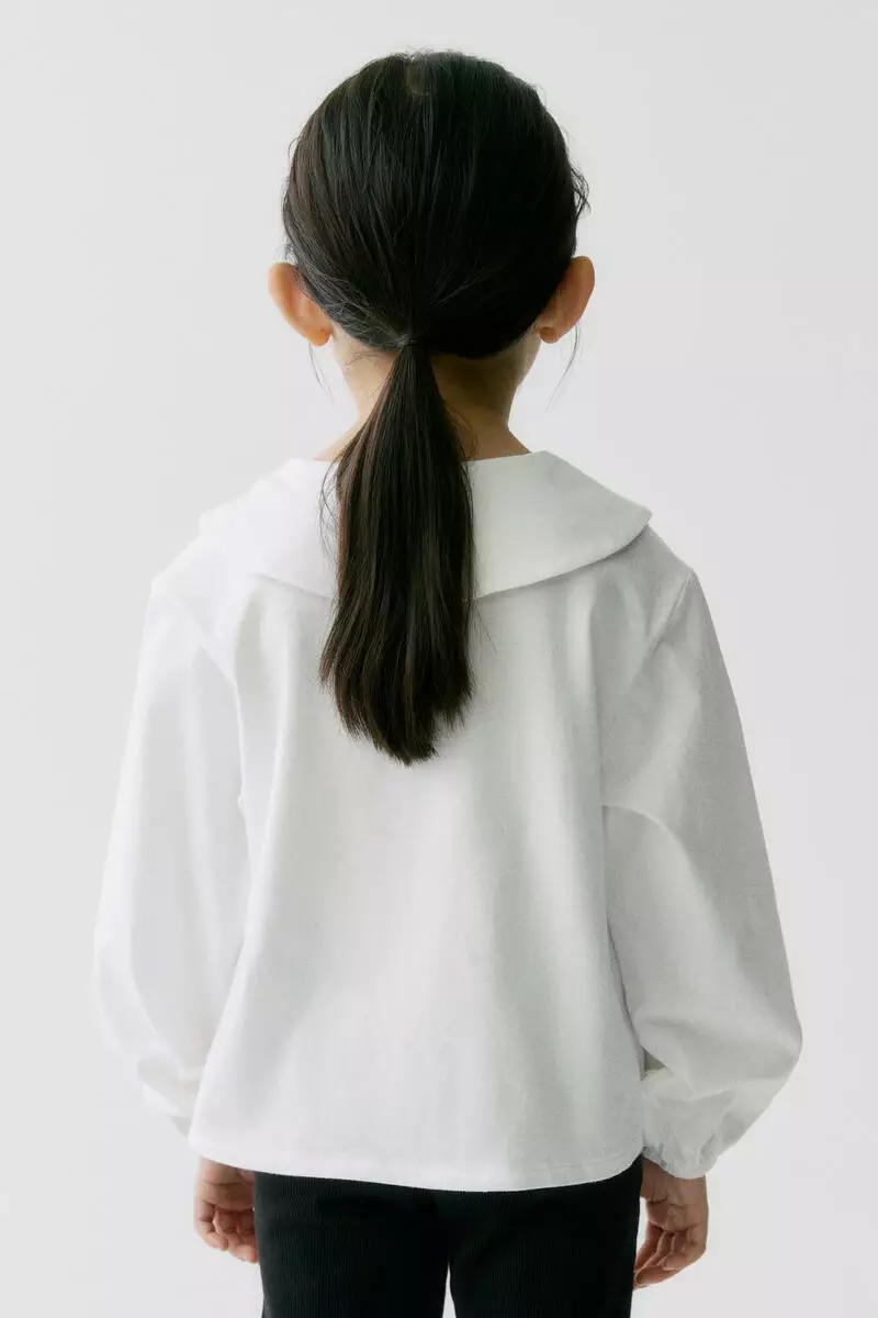 Printed sailor-collared top