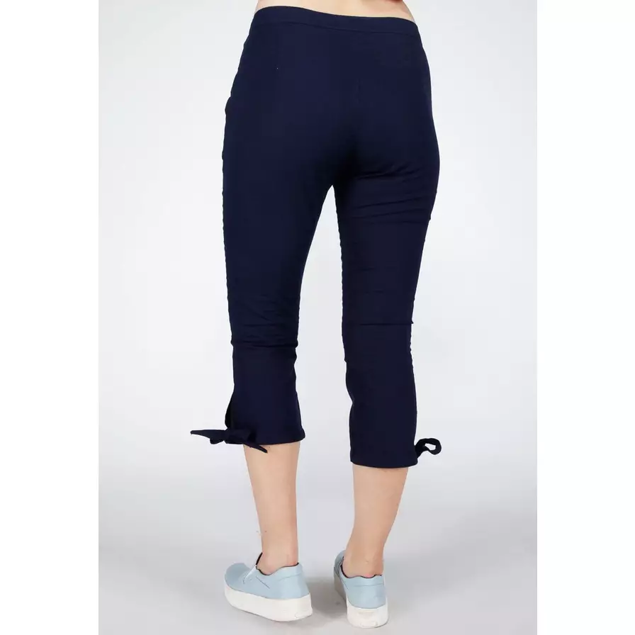 Celana Wanita Loony Black Capri