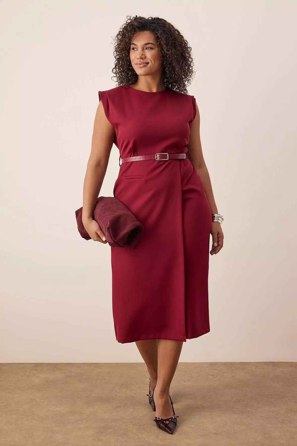 Buy Trendyol Burgundy Sleeveless Woven Midi Plus Size Dress Tbbaw26Ah00085  Online | ZALORA Malaysia