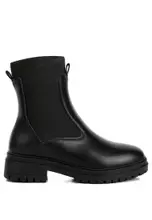 Hitam