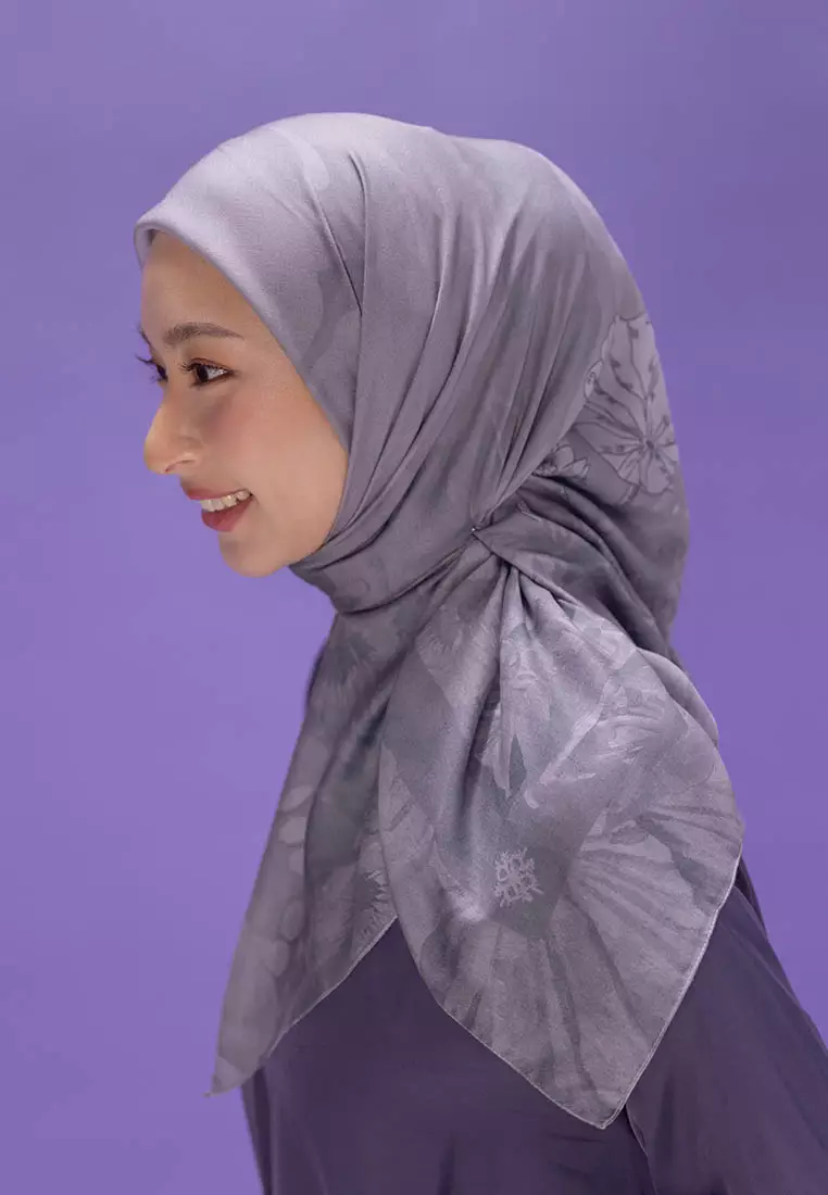 Ria Miranda Dove Gray Alira Scarf
