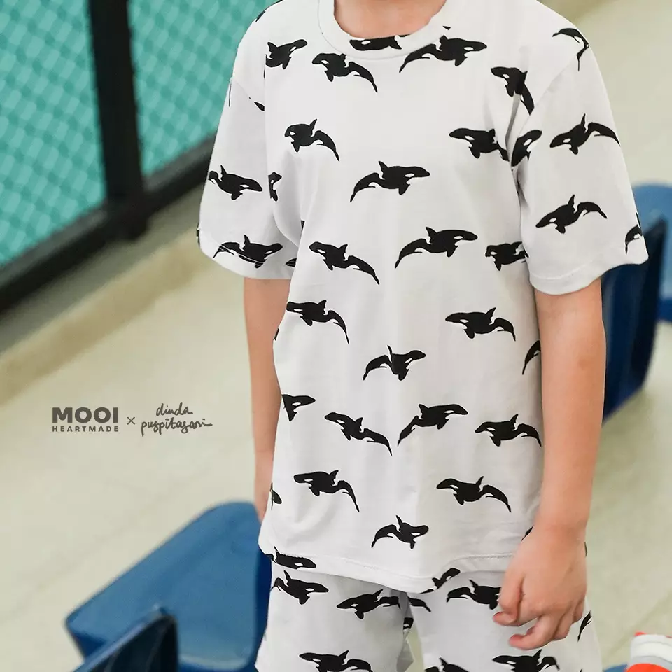 Mooi X Dinda Puspitasari Setelan Anak Laki-Laki Riyu Set - Broken White