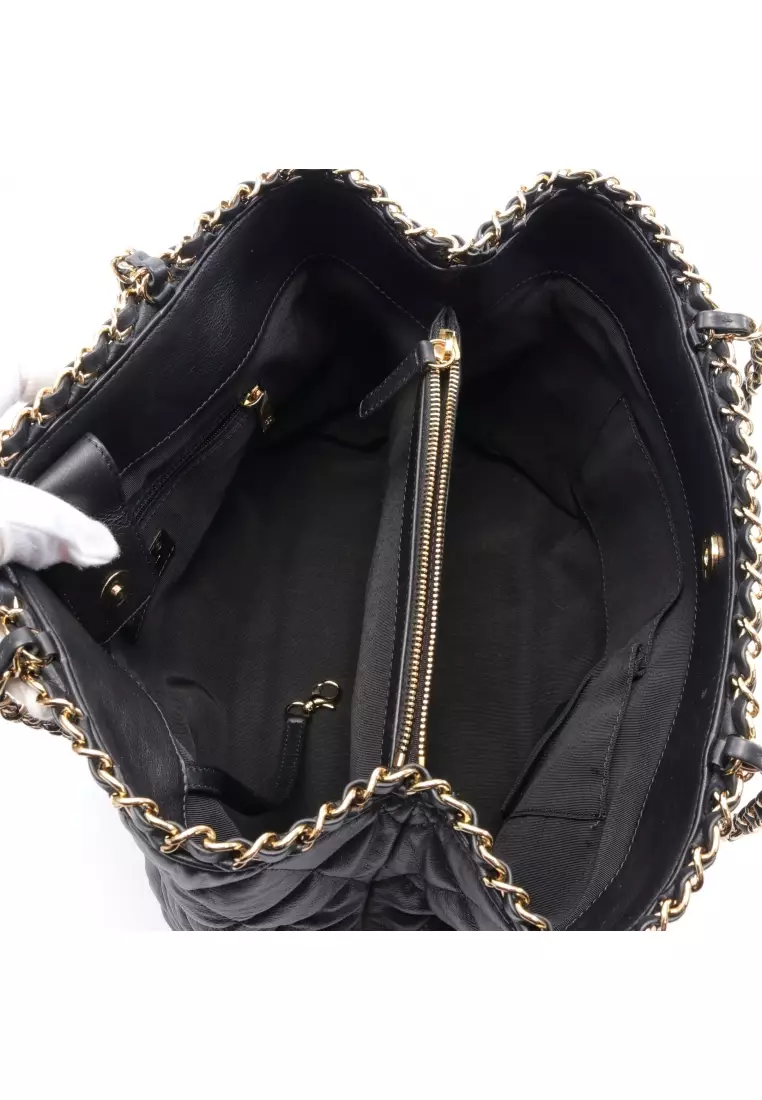 Chanel chain discount me tote