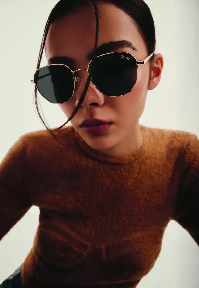 QUAY Big Time Sunglasses - Gold/Smoke Polarized
