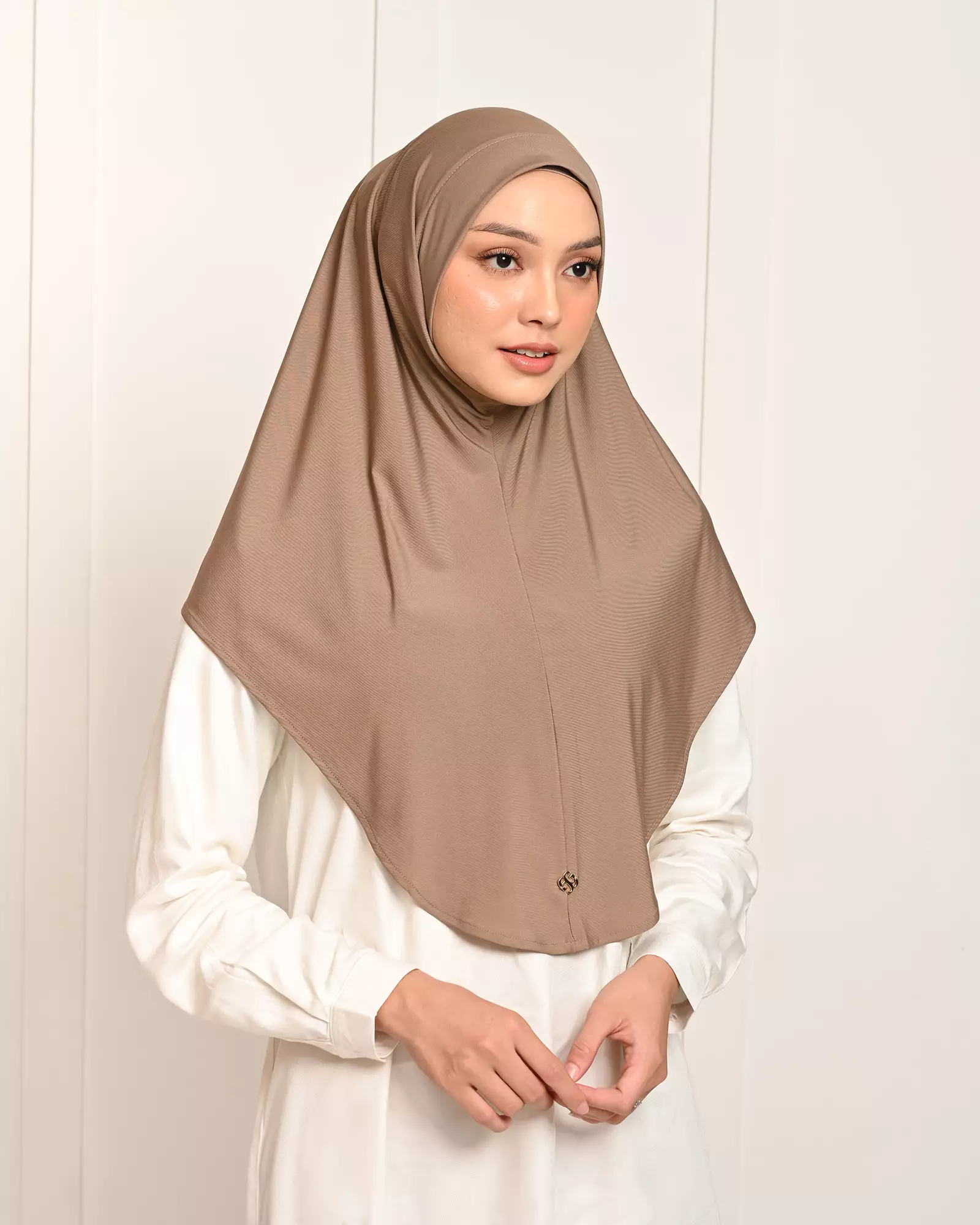 Geulis.id ADEEVA BERGO INSTANT (8 warna) Hijab - BROWN