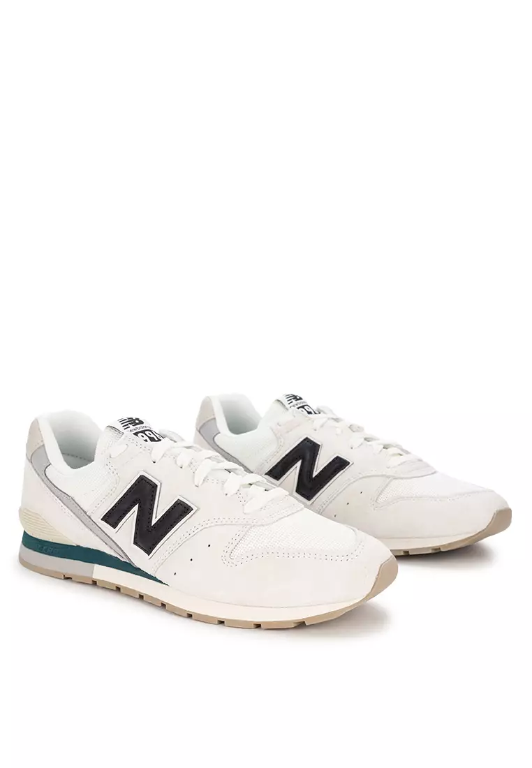 996