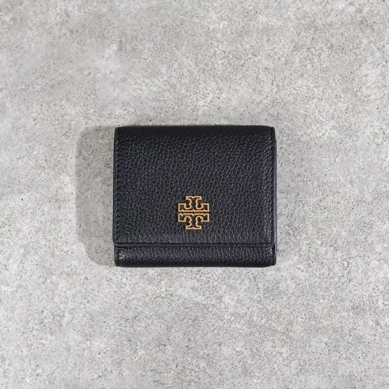 Dompet TORY BURCH LOGO OUTLINE GHW BLACK TRIFOLD WALLET 100% ORIGINAL