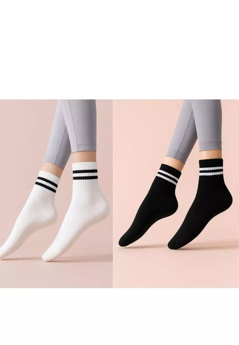 2 Pack Non-Slip Pilates / Yoga Socks in White and Black