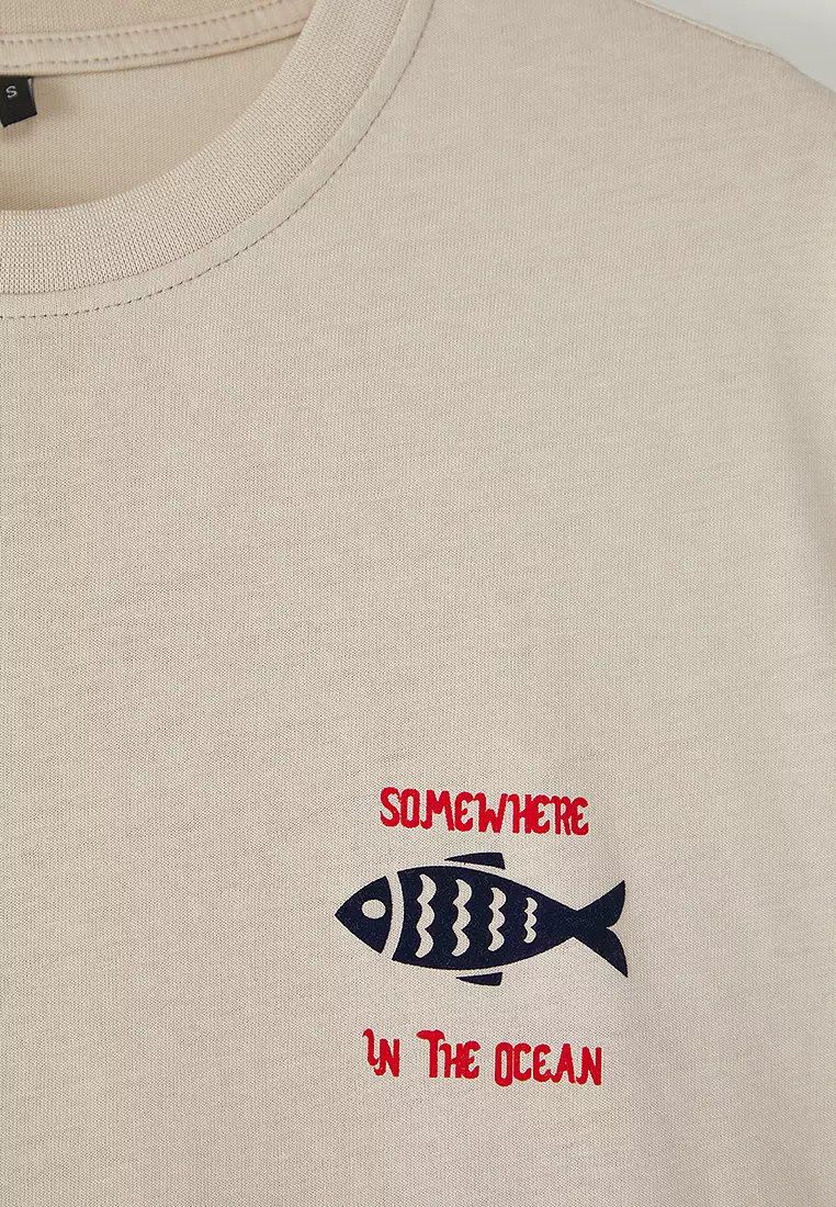 Short Oversized T-Shirt