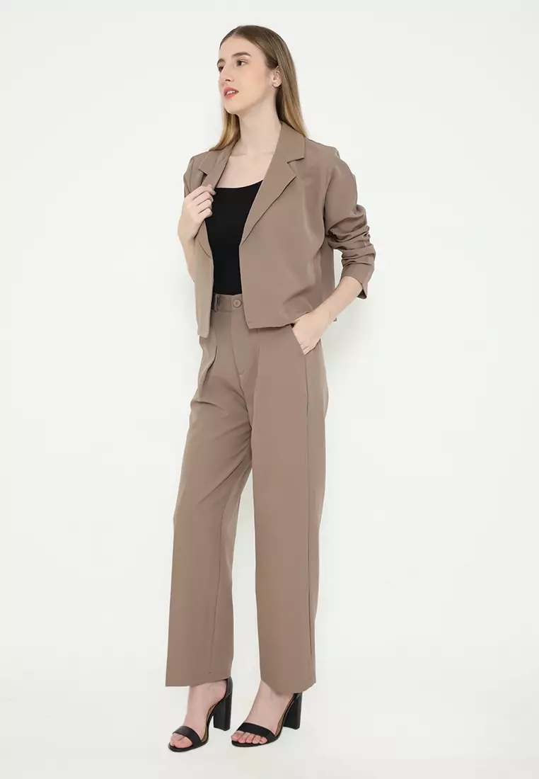 Mannequin Casual Crop Blazer