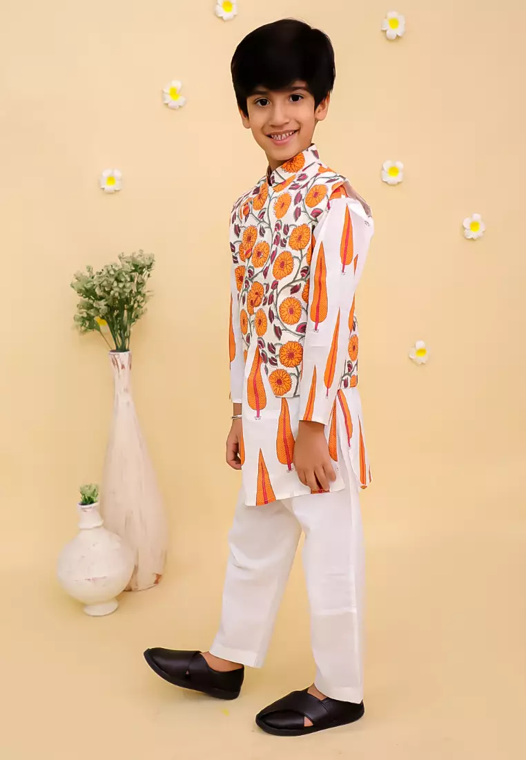 The Mom Store Narangi Boys Jacket And Kurta Pajama Set - Multi