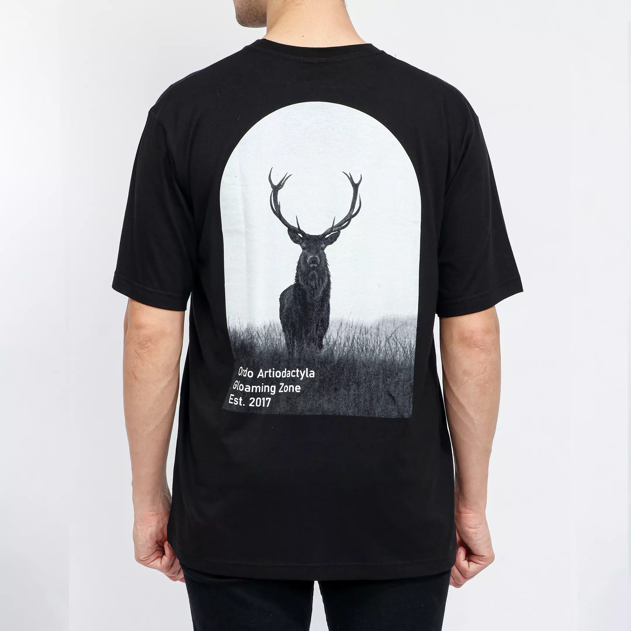 Kaos Design Artiodactyla Hitam Unisex