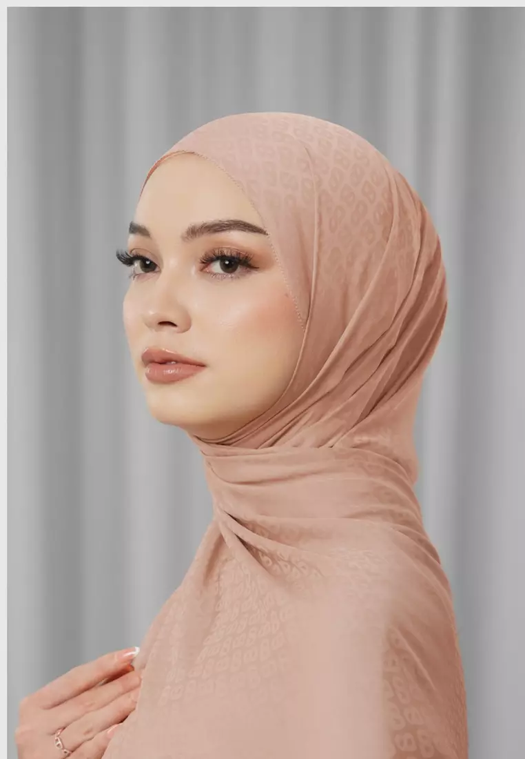 Tapis Satin Jacquard Shawl - Sepia