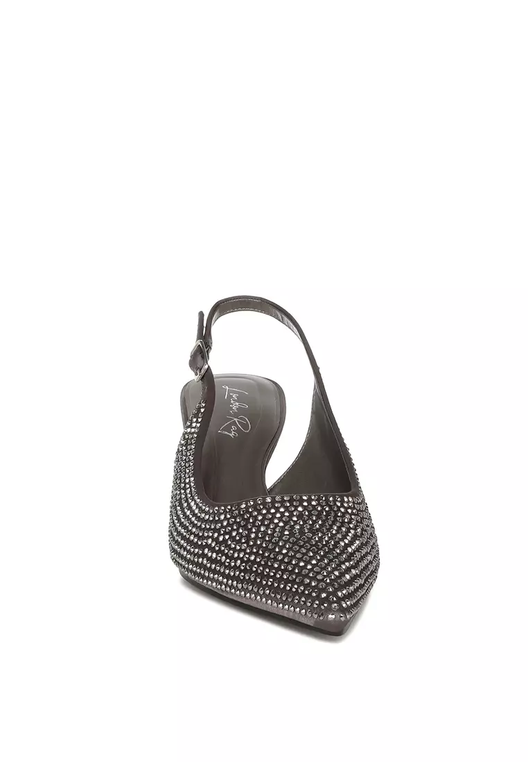 Sandal selempang berhias berlian imitasi dari Pewter