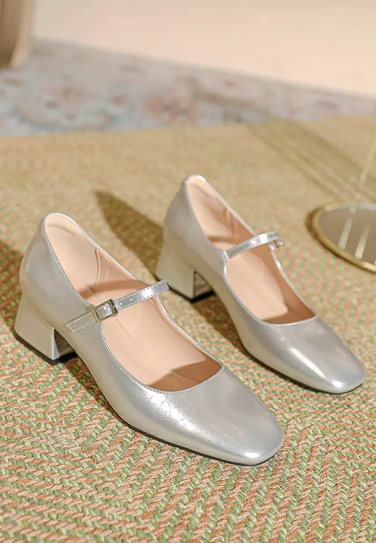 Buy Twenty Eight Shoes 4CM Buckle Strap Patent Leather Mary Jane