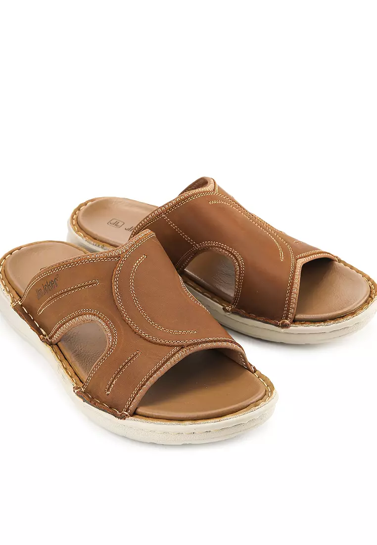 CIRO 1SG Sandals & Flip Flops