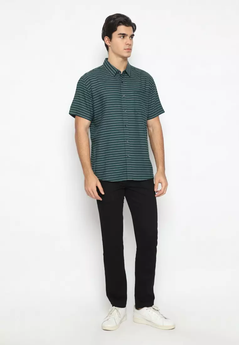 POLICE Kemeja Salur Printing Hijau Regular Fit Pria