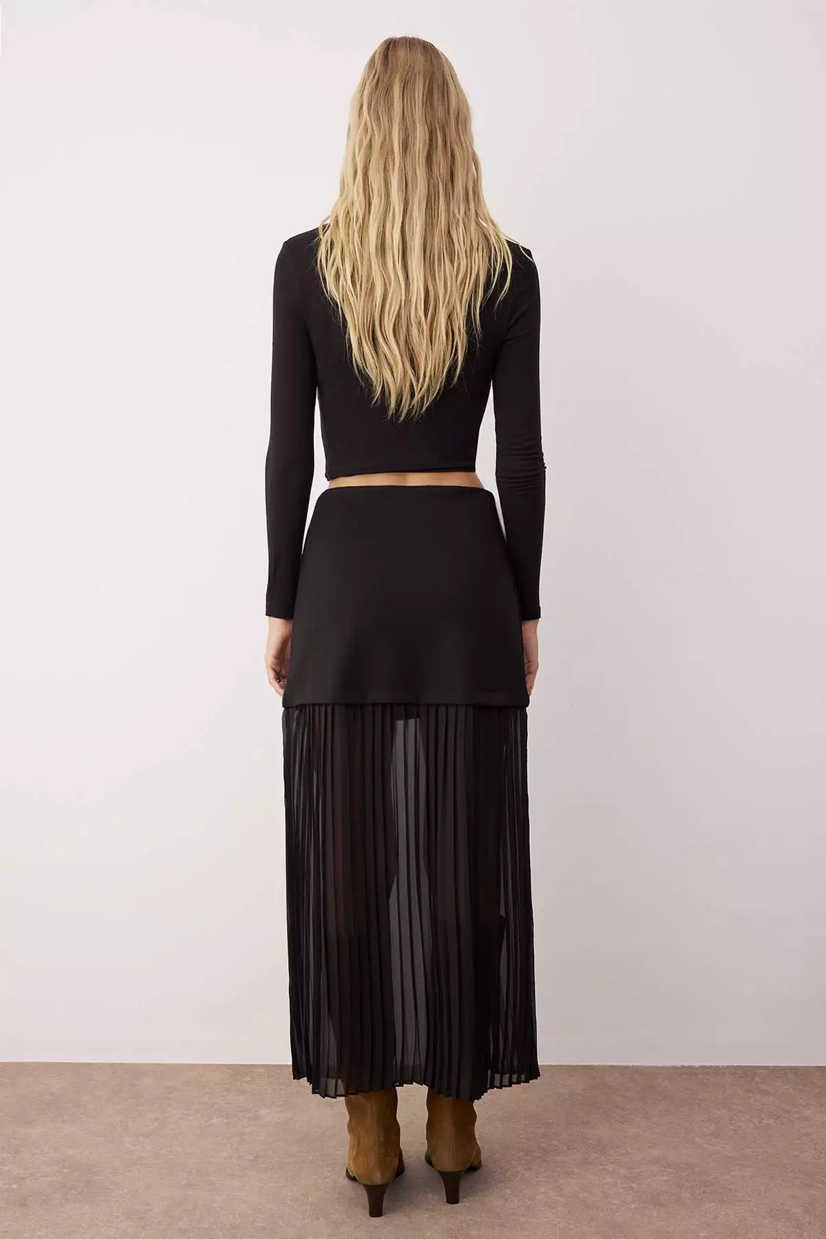 Black Tulle Pleated Detailed Pencil Interlock Maxi Flexible Knit Skirt