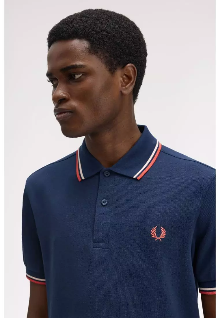 Fred Perry M3600 Twin Tipped Fred Perry Shirt (Tennis Blue / Silky Peach / Flamingo Tan)