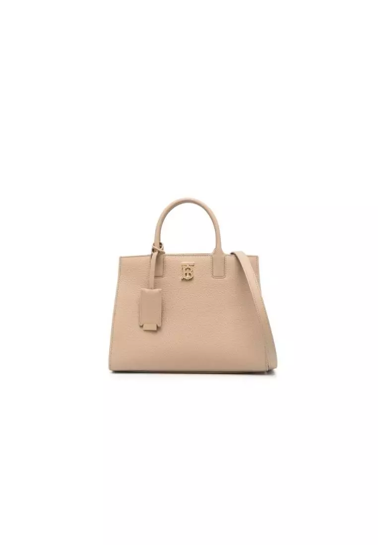 Burberry handbags outlet warranty