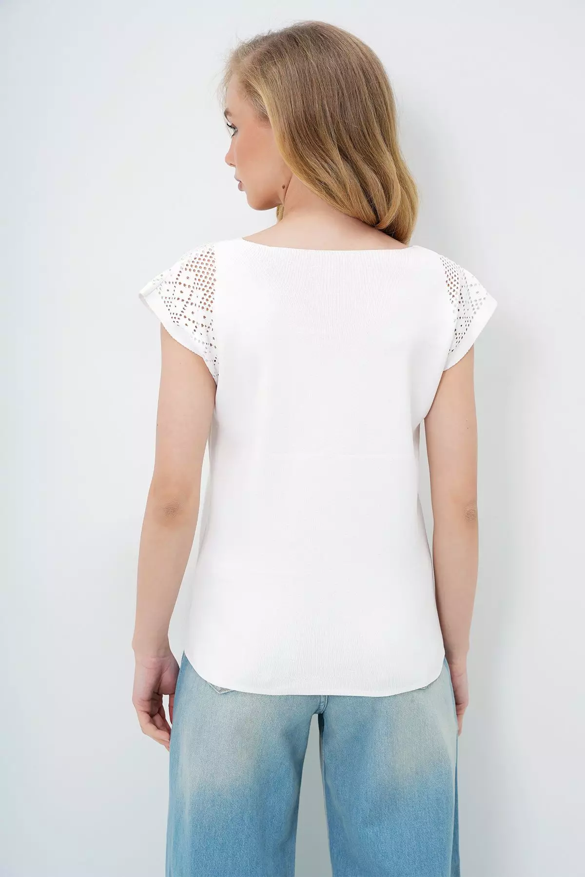 Women's White Square Neck Openwork Summer Knitwear Blouse