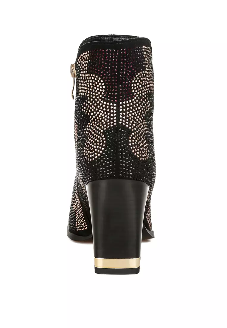 Sepatu bot hak blok berhias berlian imitasi berwarna hitam