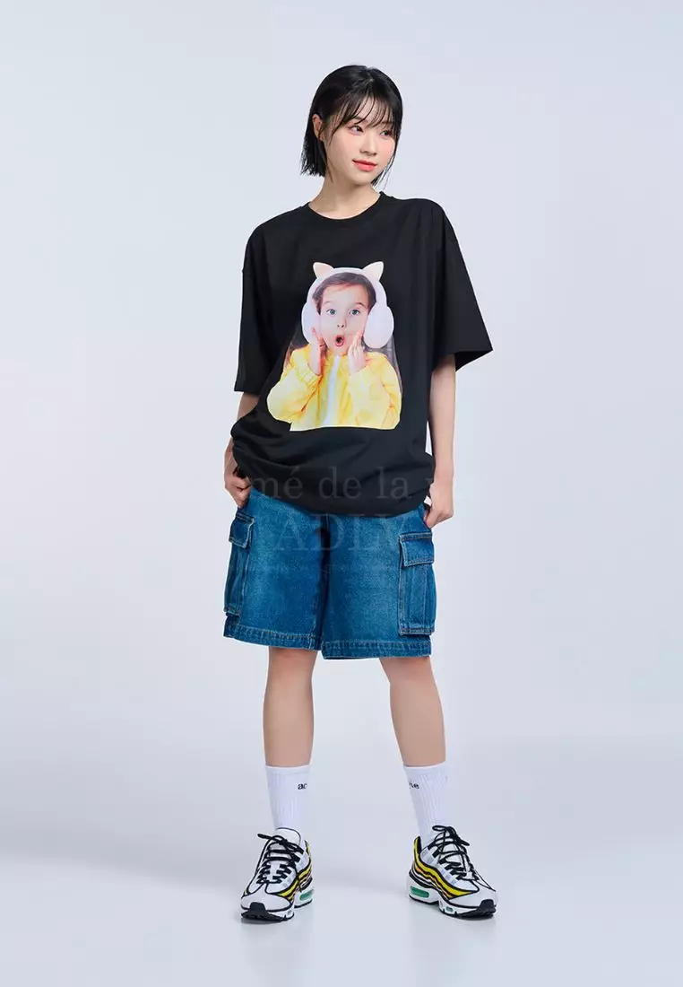 Cat Earplug Short Sleeve T-Shirt Black