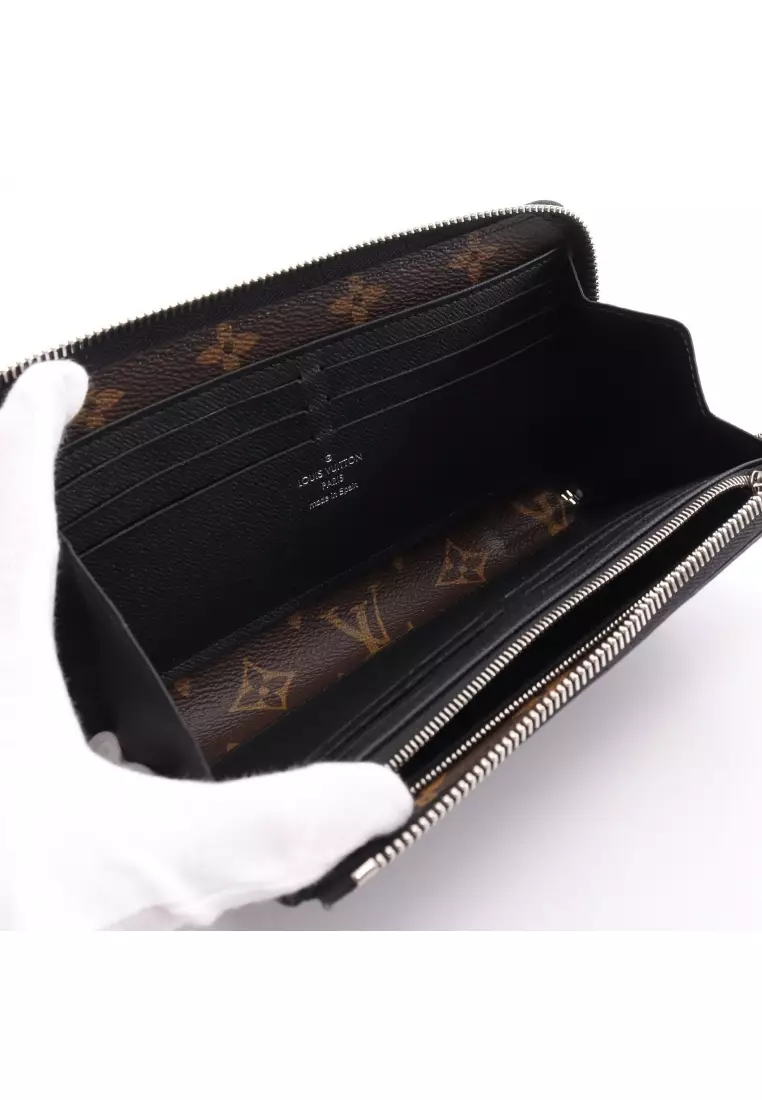 LOUIS VUITTON Louis Vuitton Monogram Maca Sar Zippy Dragonne L-shaped  Zipper Wallet Calf Leather Wrist Strap M69407 (Used) - Discovery Japan Mall
