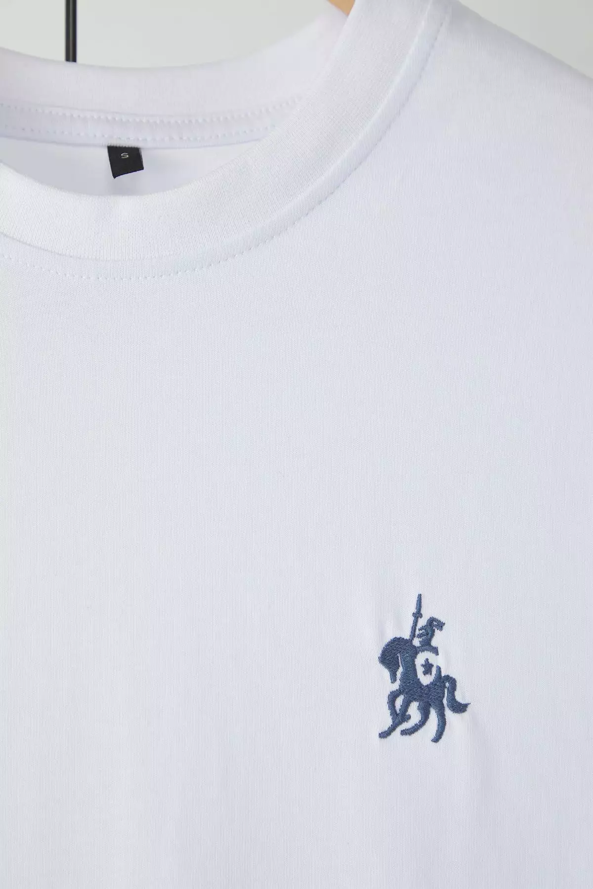 White Regular Cut Embroidery Detailed 100% Cotton T-Shirt TMNSS24TS00056