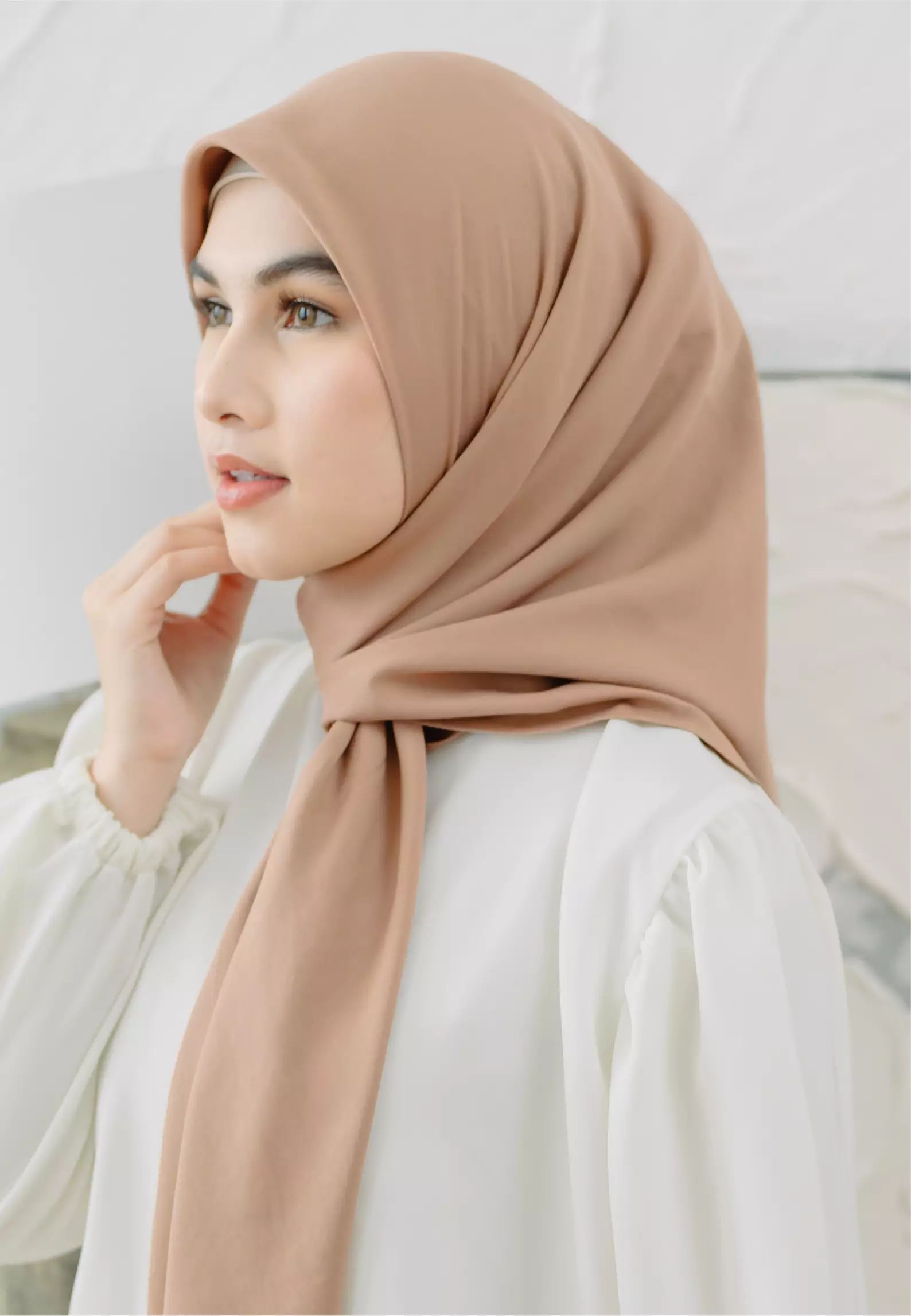 Hana Voal (Hijab Voal Segiempat Polos) Brown Sugar