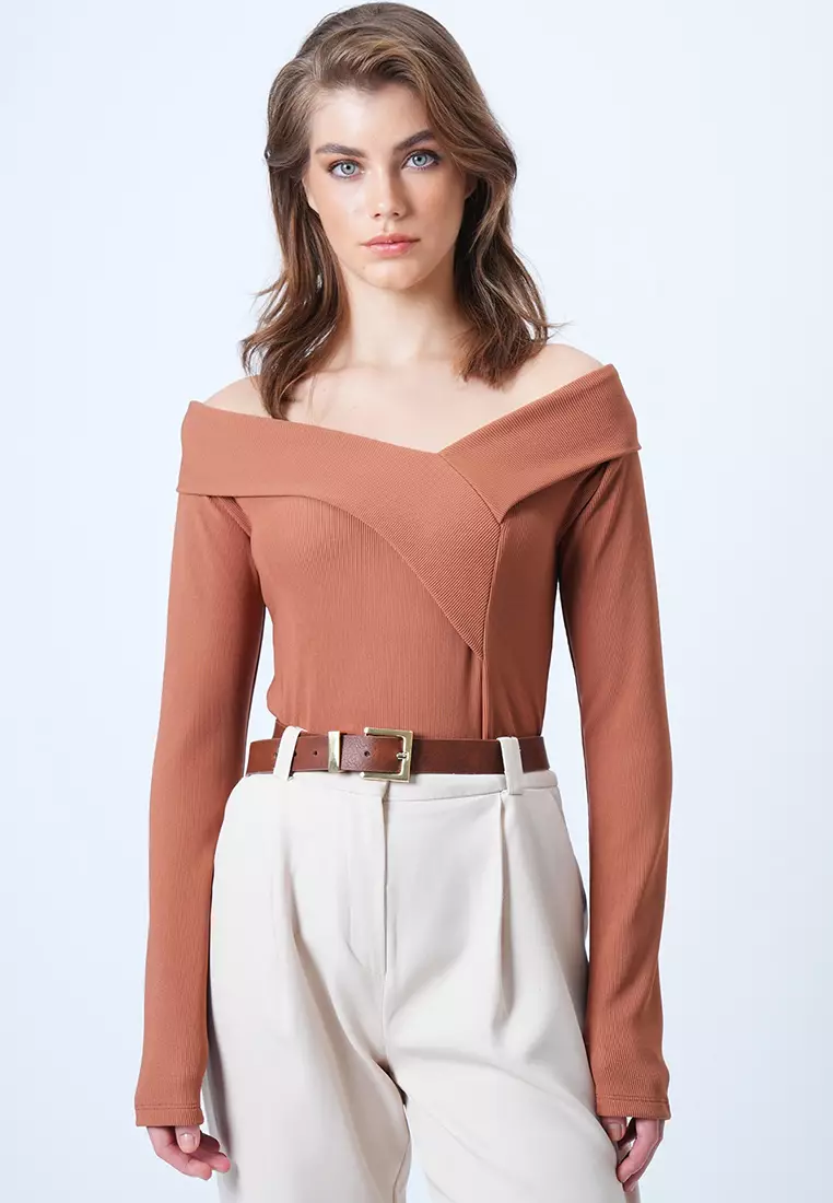 Wide Collar Blouse