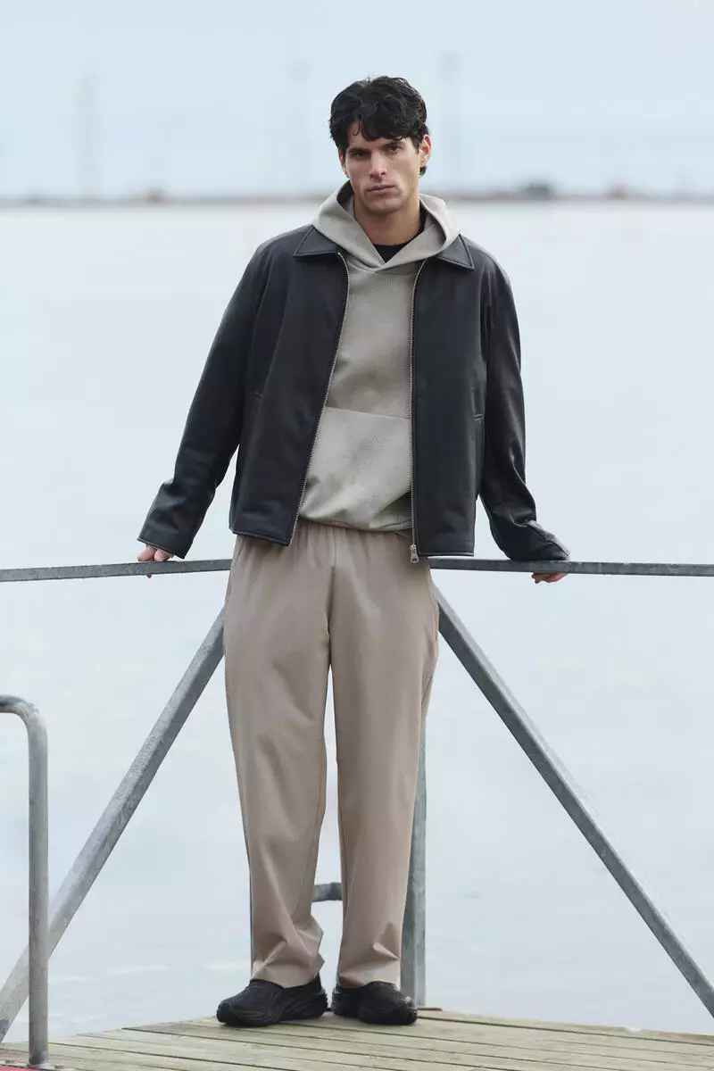 Regular Fit Track pants with DryMove™