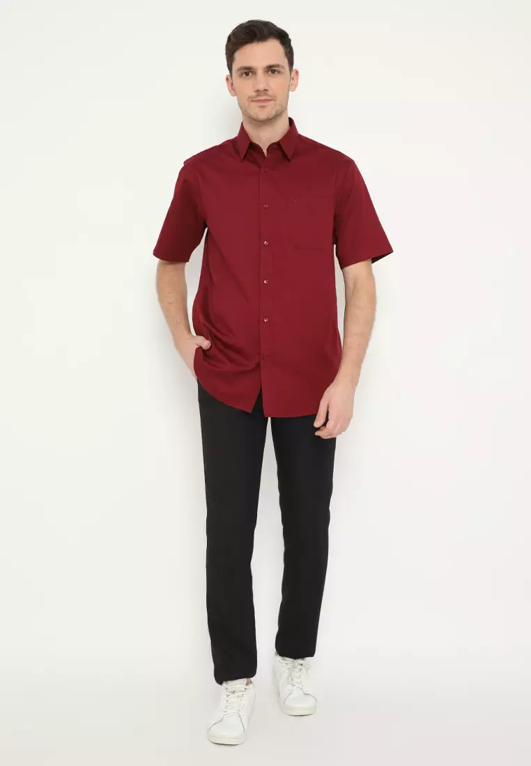 Jobb Geremy Kemeja Pria Lengan Pendek Regular Fit Maroon