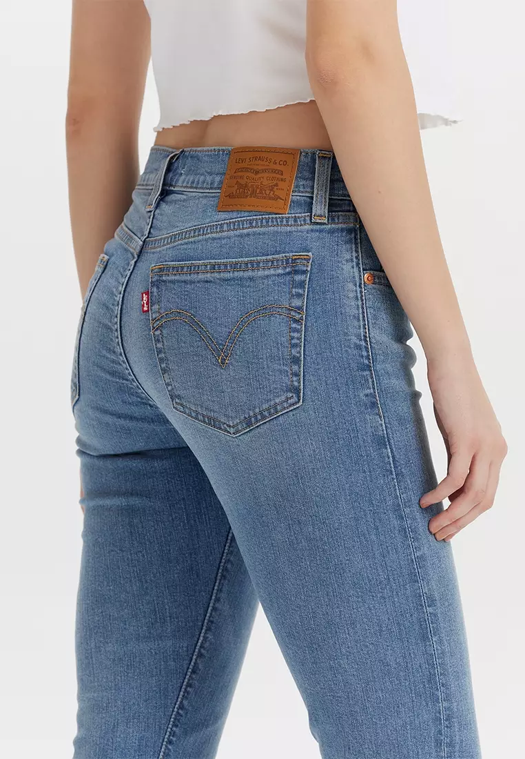 Levi’s® Women's Baggy Dad Mid-Rise Loose Straight Leg Performance Cool Jeans