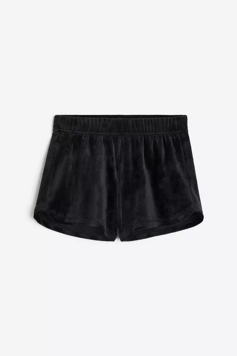 H&m velvet shorts outlet