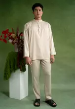 LT BEIGE