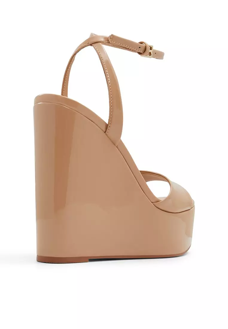 Aldo deals nude wedges