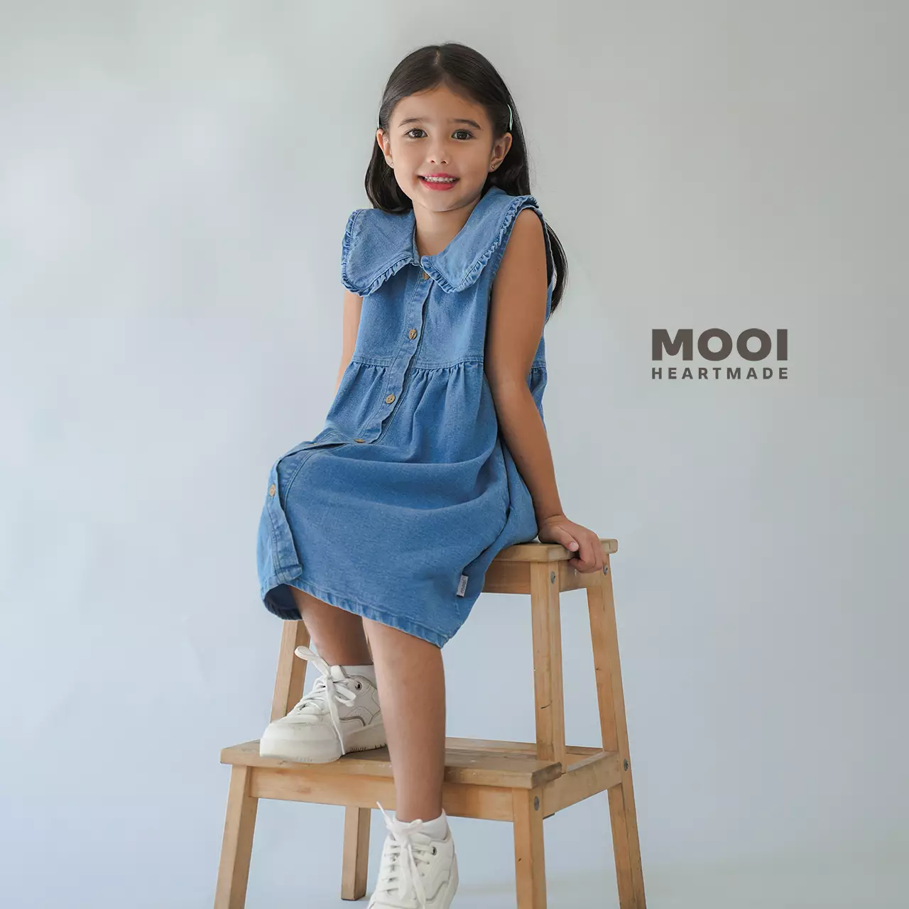 Mooi Dress Jeans Anak Kara Denim Dress - Medium Blue