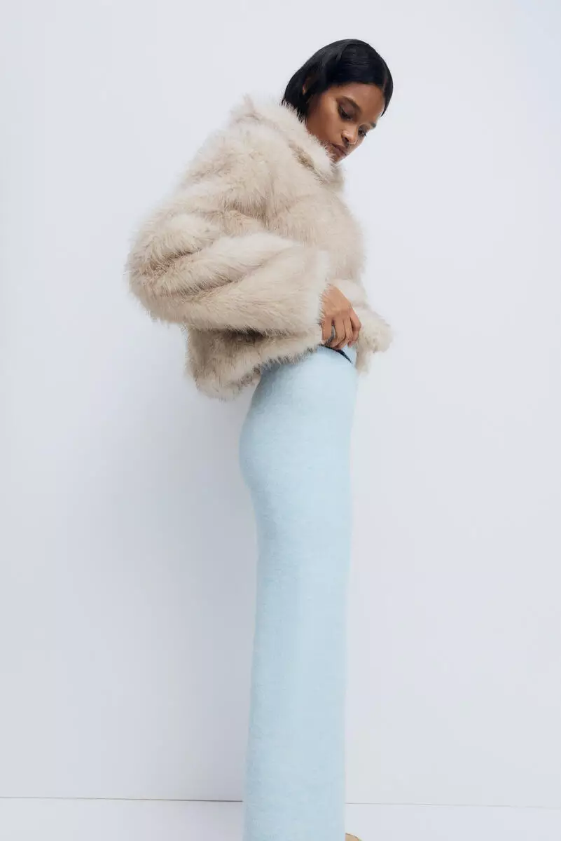 Knitted pull-on trousers