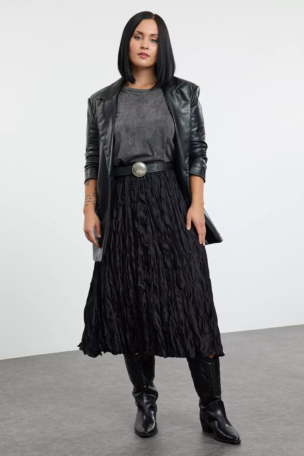 Plus Size Textured Midi Skirt