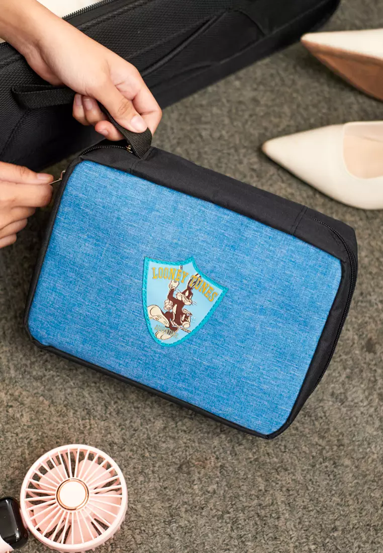 Adventure Looney Tunes Collection Toiletry Bag Organizer Jake - Bugs Bunny