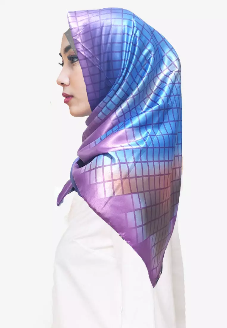 Reversible Silky Checkered Gradient Square Scarf Purple